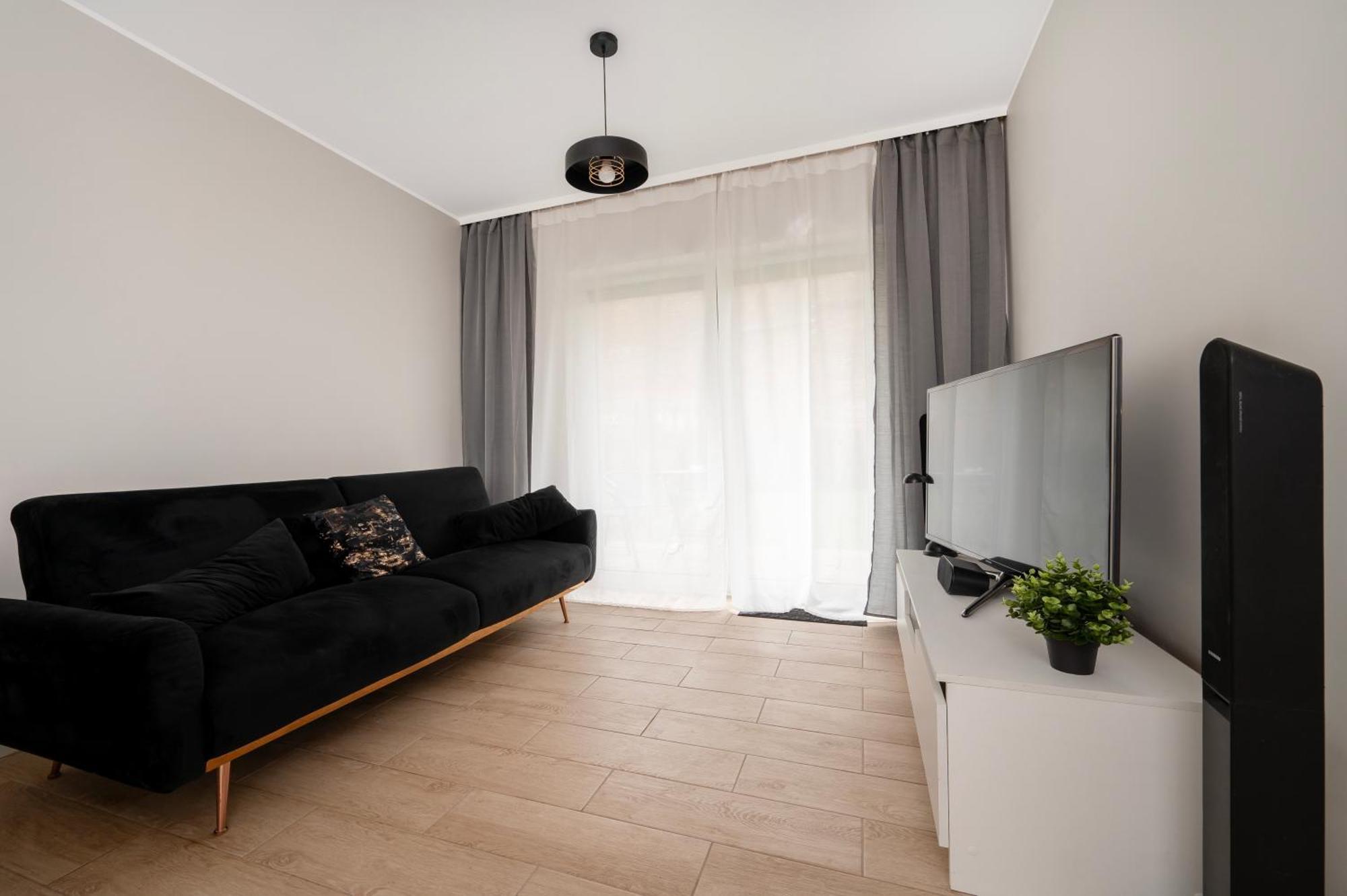Hideaway Apartment - Terrace With Garden & Parking- By Rentujemy ウッチ エクステリア 写真